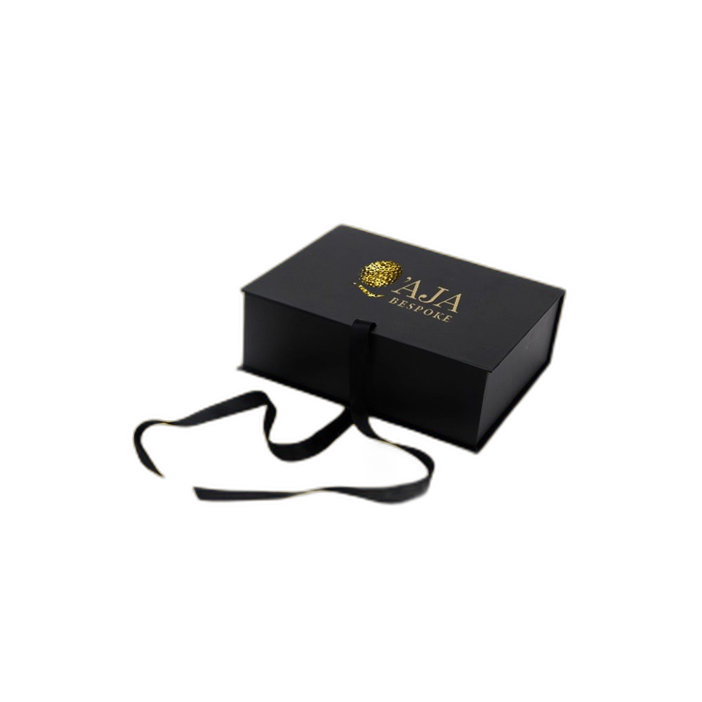 Custom Hair Extension Boxes With Gold Foiling