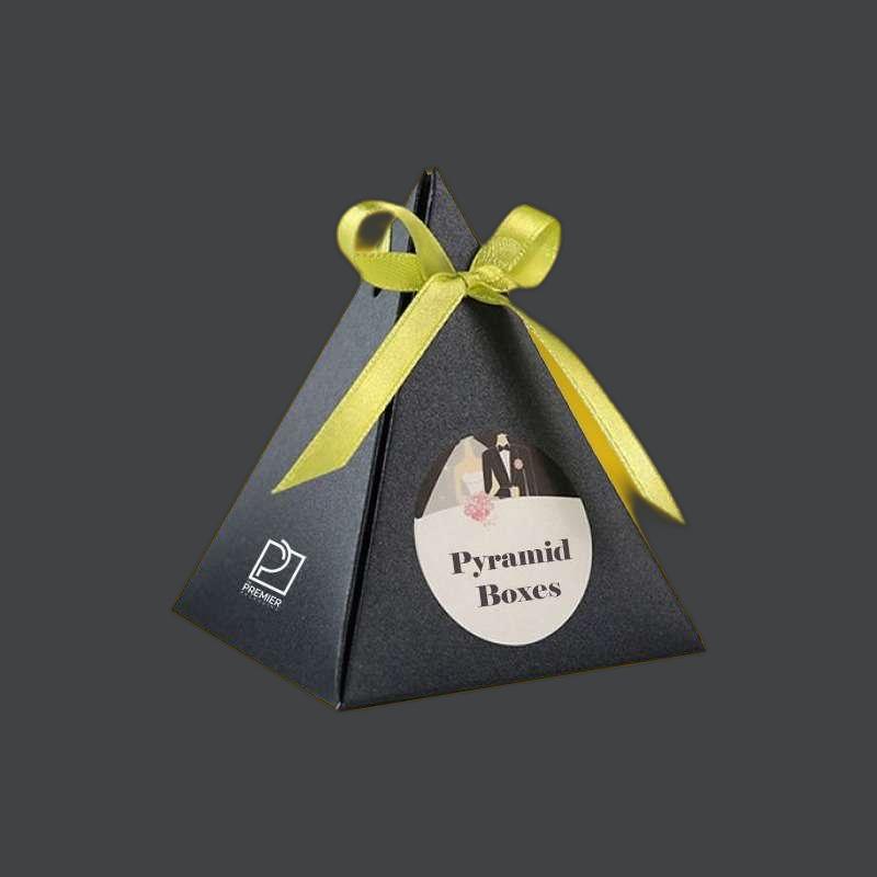 Custom_Pyramid_Gift_Boxes_1.jpg