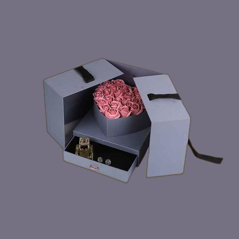Surprise_Gift_Box_1.jpg