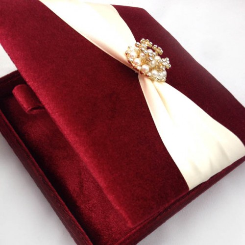 Velvet Invitation Box